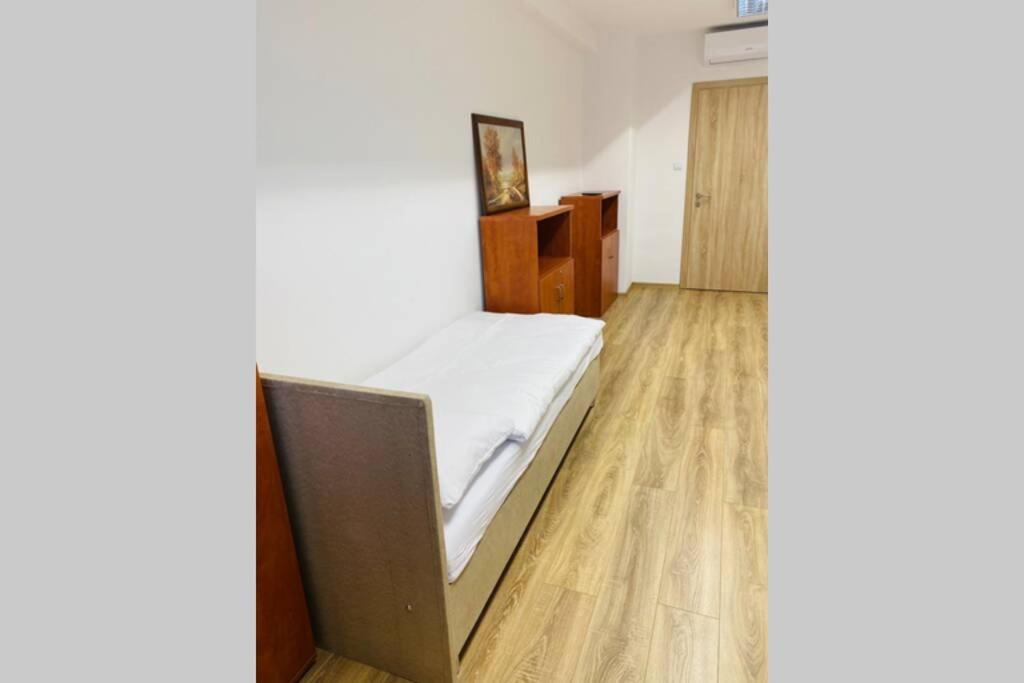 Apartman Solax, Ucnovska 8, Kosice Saca Exterior foto